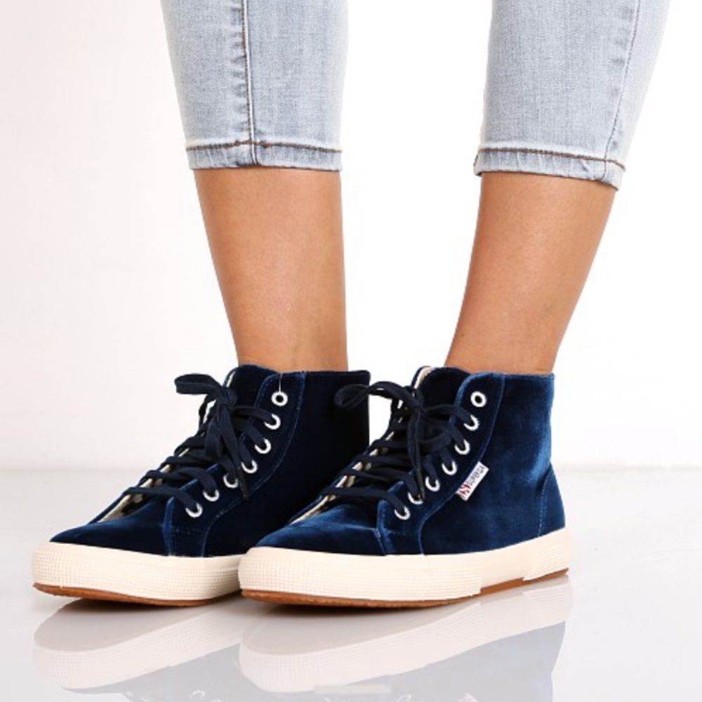 Superga Women’s Hightop Blue Velvet Sneeker